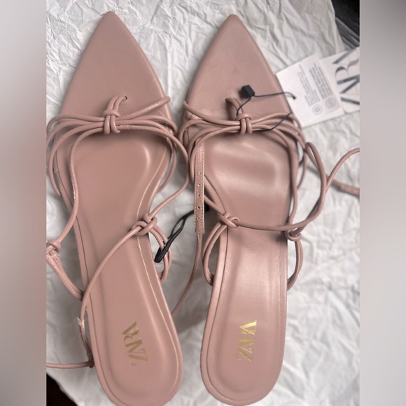 ZARA Pointed Toe Heeled Leather Sandals - Picture 5 of 6